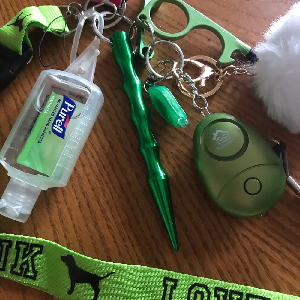 Safety keychain - Picture 3 of 3